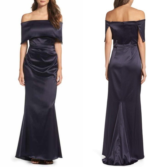 Vince camuto ruched off Shoulder gown - Picture 3 of 4